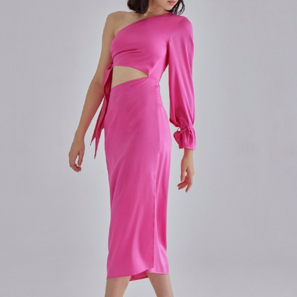 🆕 Silk Maison Pink Palace One-Shoulder Cutout Silk Midi Dress in Hot Pink - Picture 2 of 12